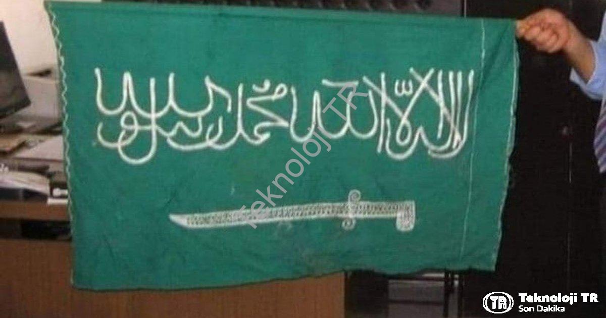 "Denizli'de Şok Olay: 300 Yıllık Kayıp Sancak Hurdaların İçinde Bulundu" başlıklı haber için fotorea